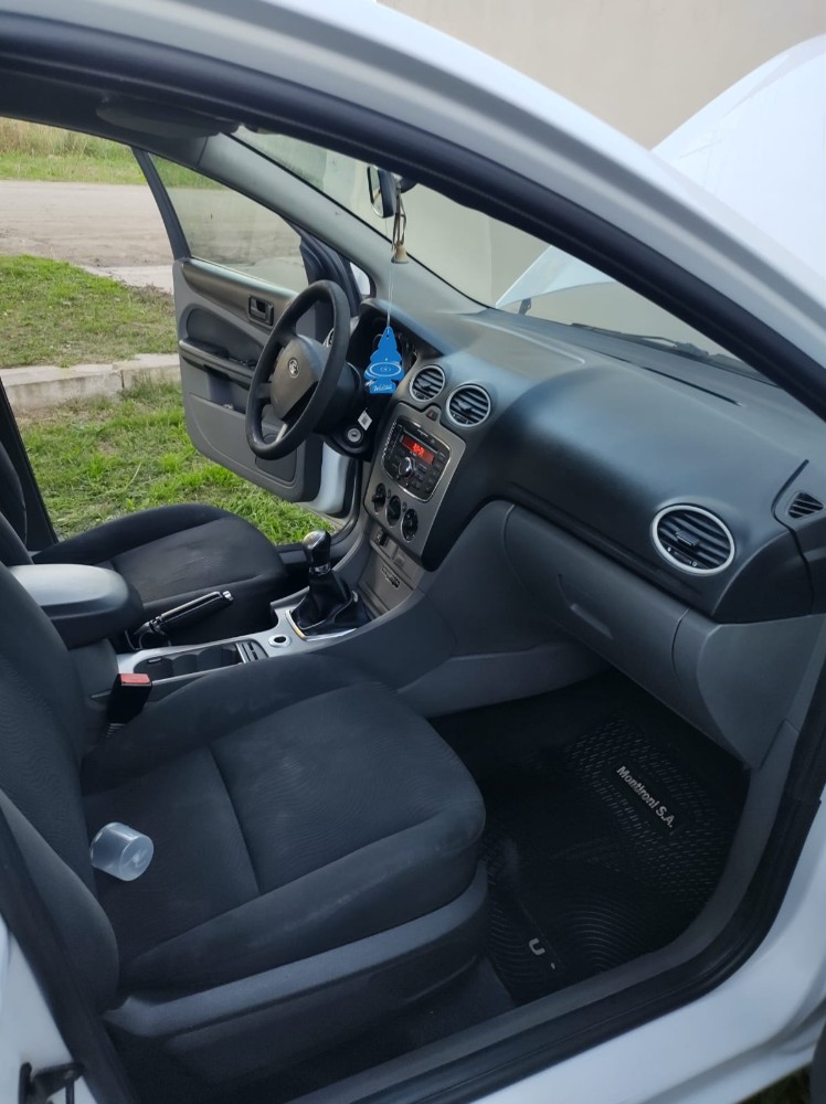 Ford trend 2.0 — foto 3